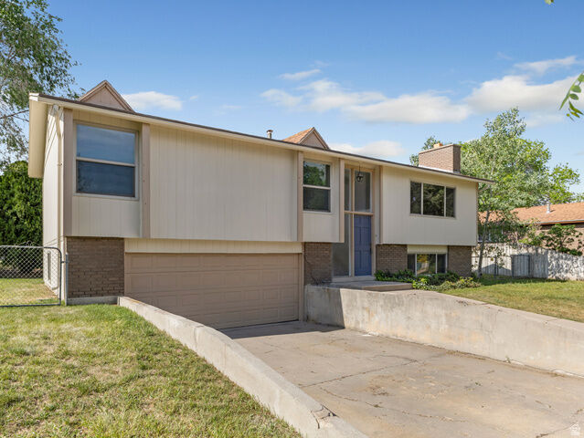 Property Photo:  1384 E Sudbury Ave  UT 84093 