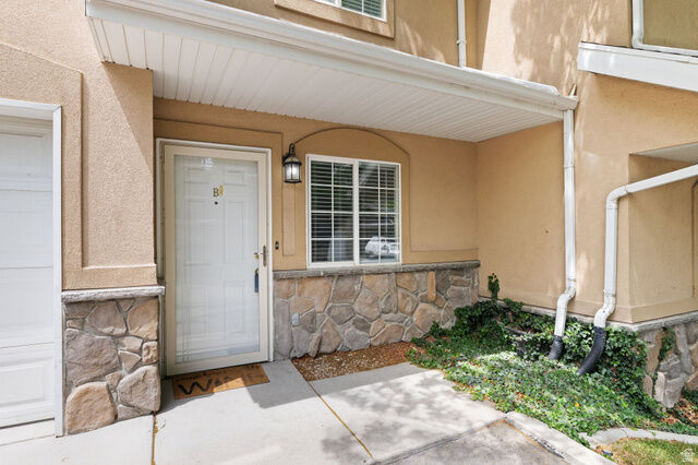 Property Photo:  7118 S Equator Ln B  UT 84084 