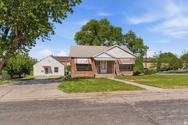 Property Photo: 504 S 400 W UT 84302