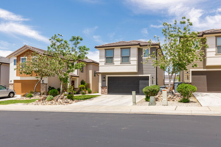 Property Photo: 3157 E Halo Ln UT 84790