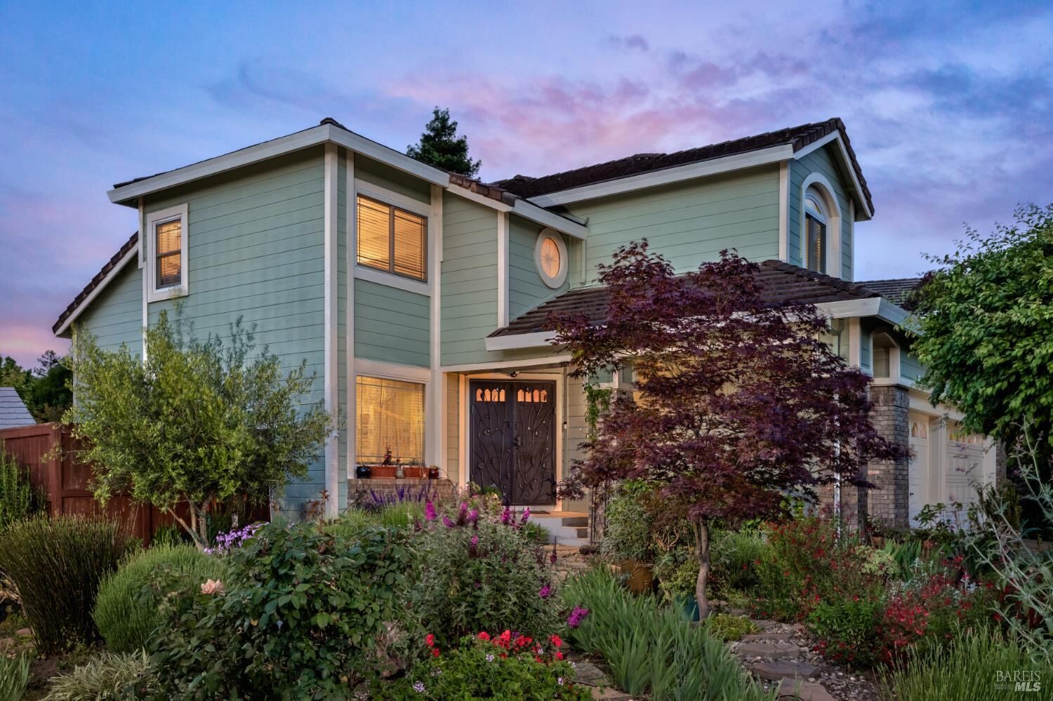 Property Photo:  520 Almanor Street  CA 94954 