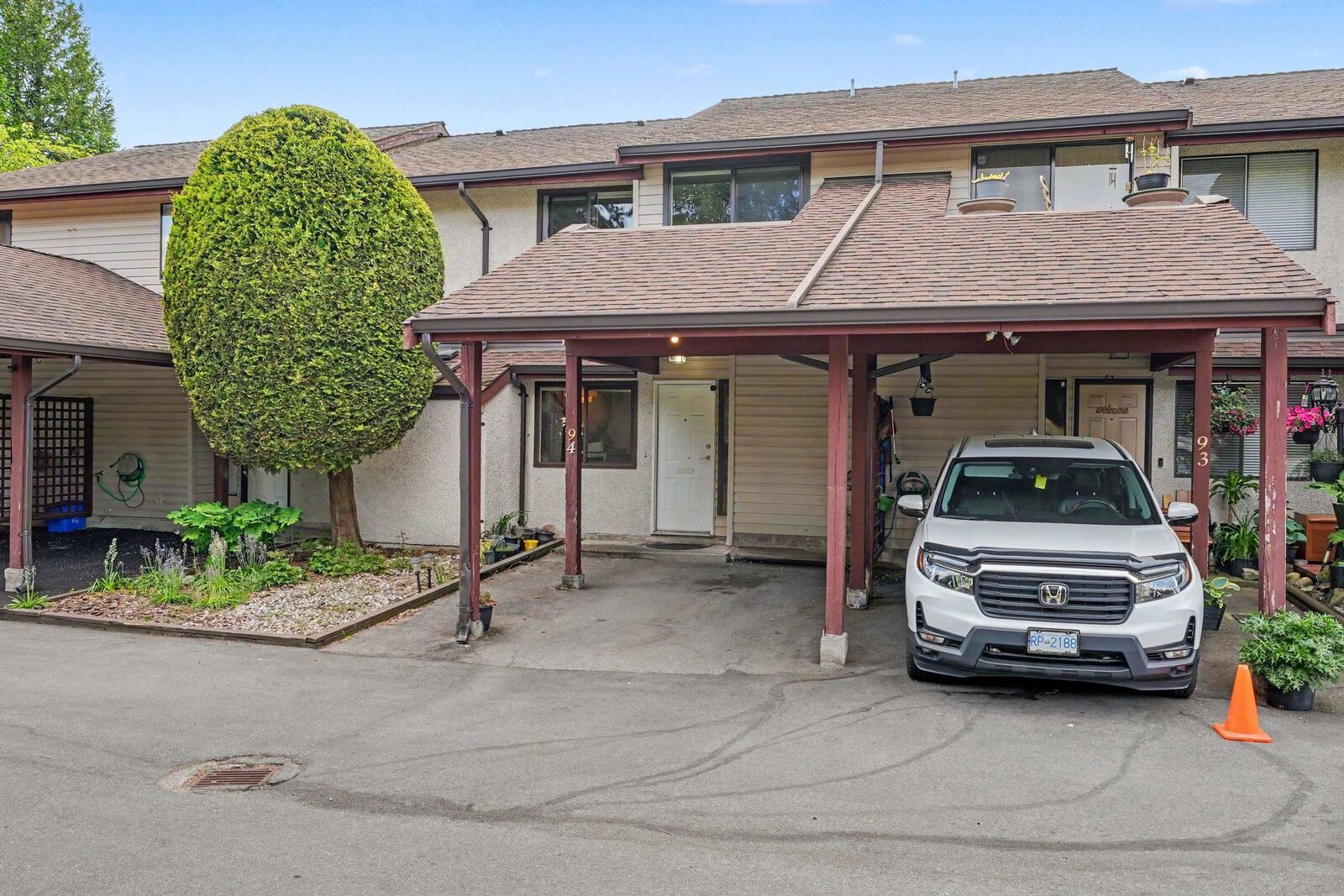 Property Photo:  13880 74 Avenue 94  BC V3W 7E6 