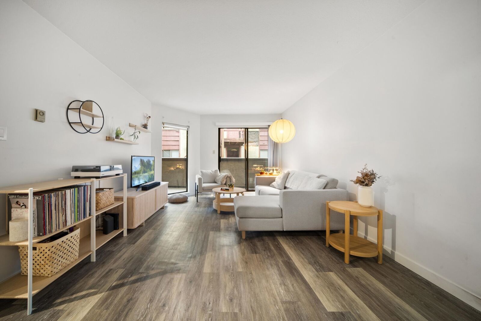 Property Photo: 975 W 13th Avenue 209 BC V5Z 1P4