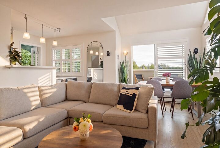 Property Photo: 2558 W 4th Avenue BC V6K 1P6