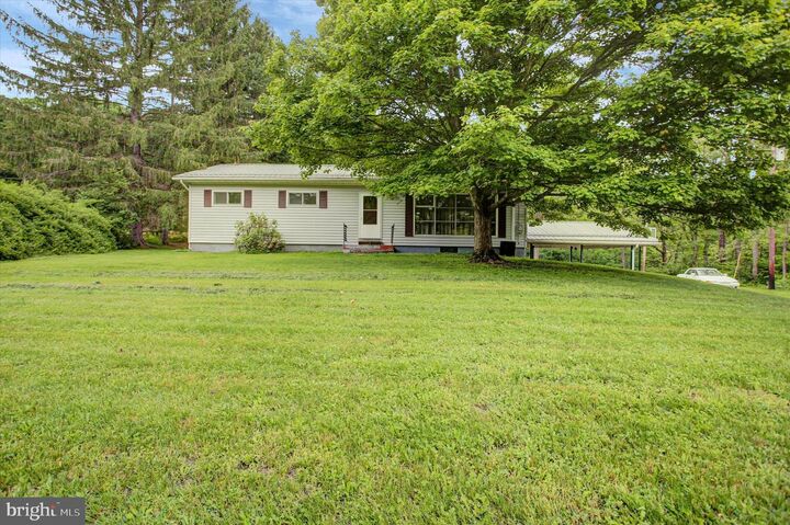 Property Photo: 5156 Peach Orchard Road PA 17233