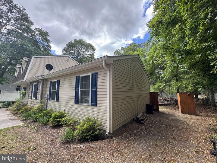 Property Photo:  31929 Bonhill Drive  MD 21804 