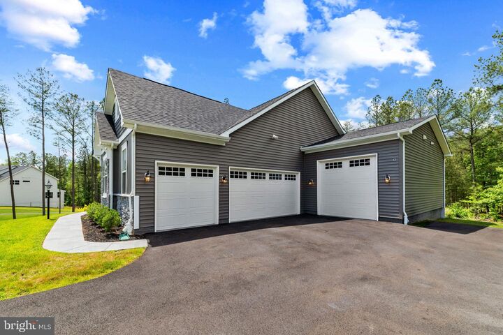 Property Photo:  3567 Longleaf Pine Court  MD 20613 