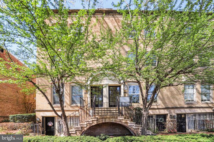 Property Photo:  212 3rd Street NE A  DC 20002 