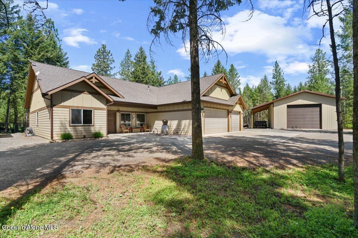 Property Photo:  200 Dancing Lights Lane  ID 83801 