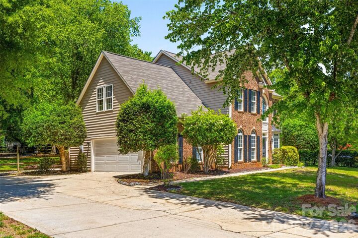 Property Photo:  620 E Cheval Drive  SC 29708 