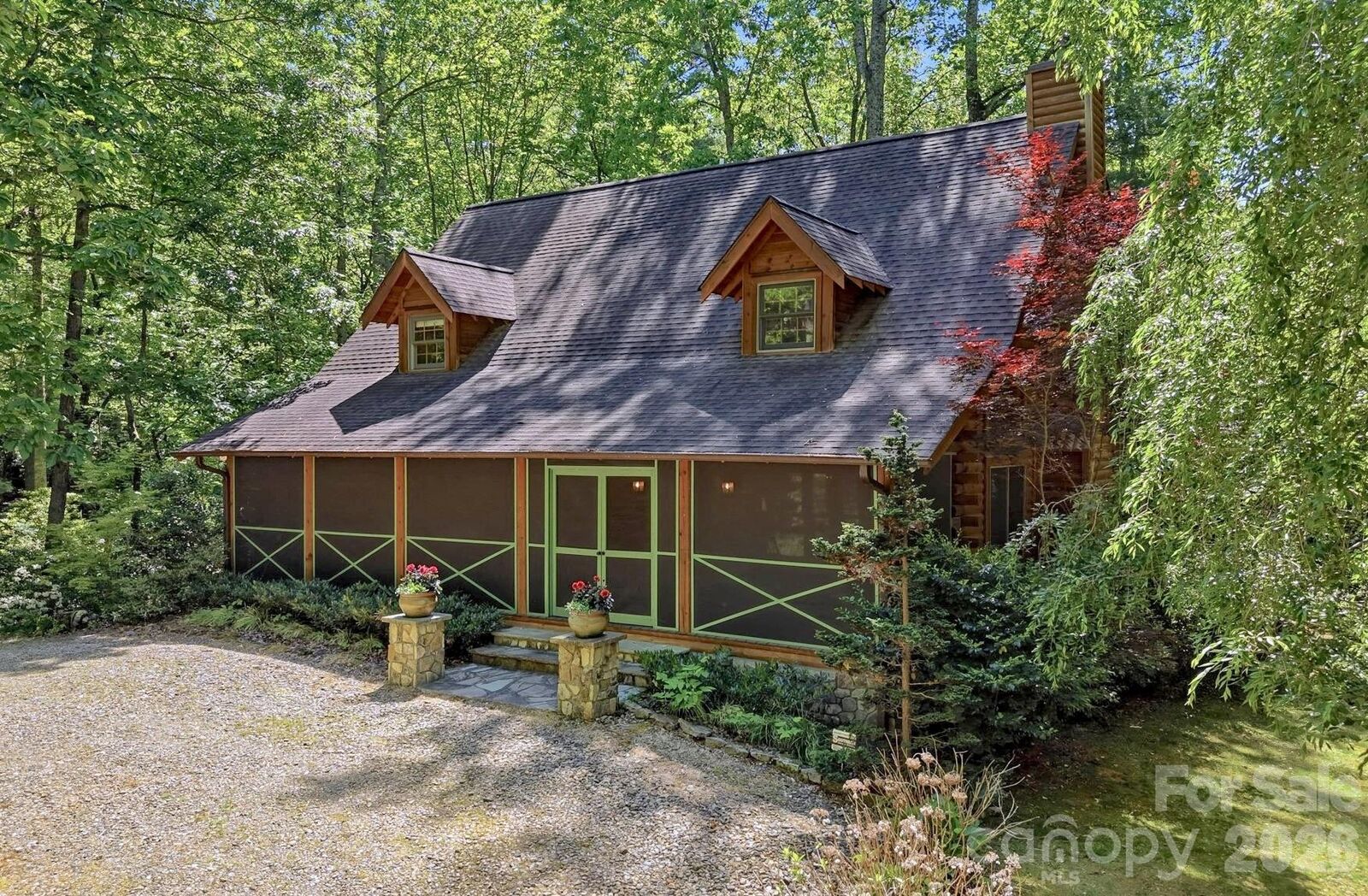 Property Photo: 16 Shadow Brook Drive NC 28731