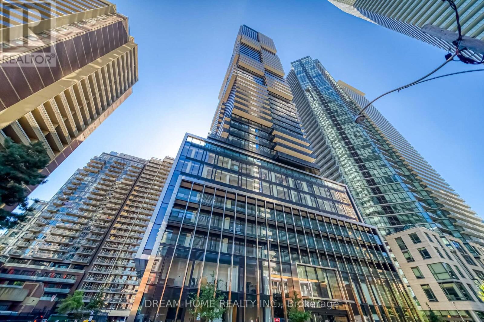Property Photo: 55 Charles Street East 1512 ON M4Y 0J1