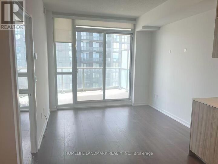 Property Photo:  50 Forest Manor Road 2111  ON M2J 0E3 