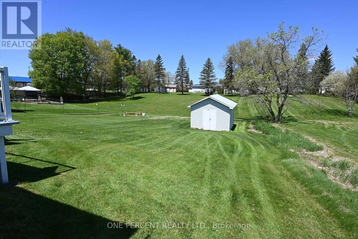 Property Photo:  2010 Rue Du Parc Street West  ON K0B 1J0 