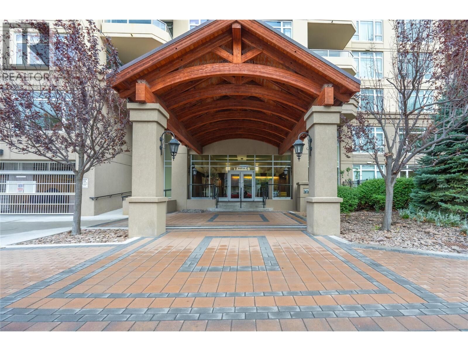 Property Photo:  75 Martin Street 1103  BC V2A 9C8 