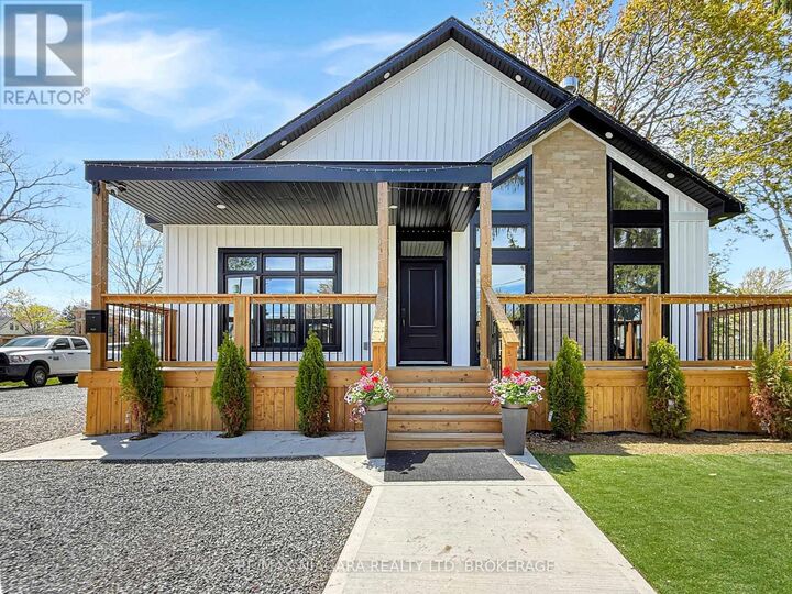 Property Photo:  8 Adelaide Street  ON L2A 5K5 