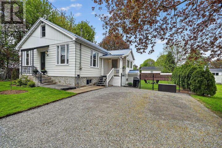 Property Photo:  562 Prince Street West  ON K0E 1T0 