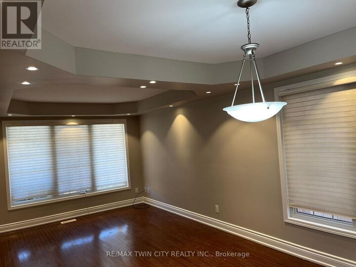 Property Photo:  239 McDougall Crossing Main  ON L9T 0P3 