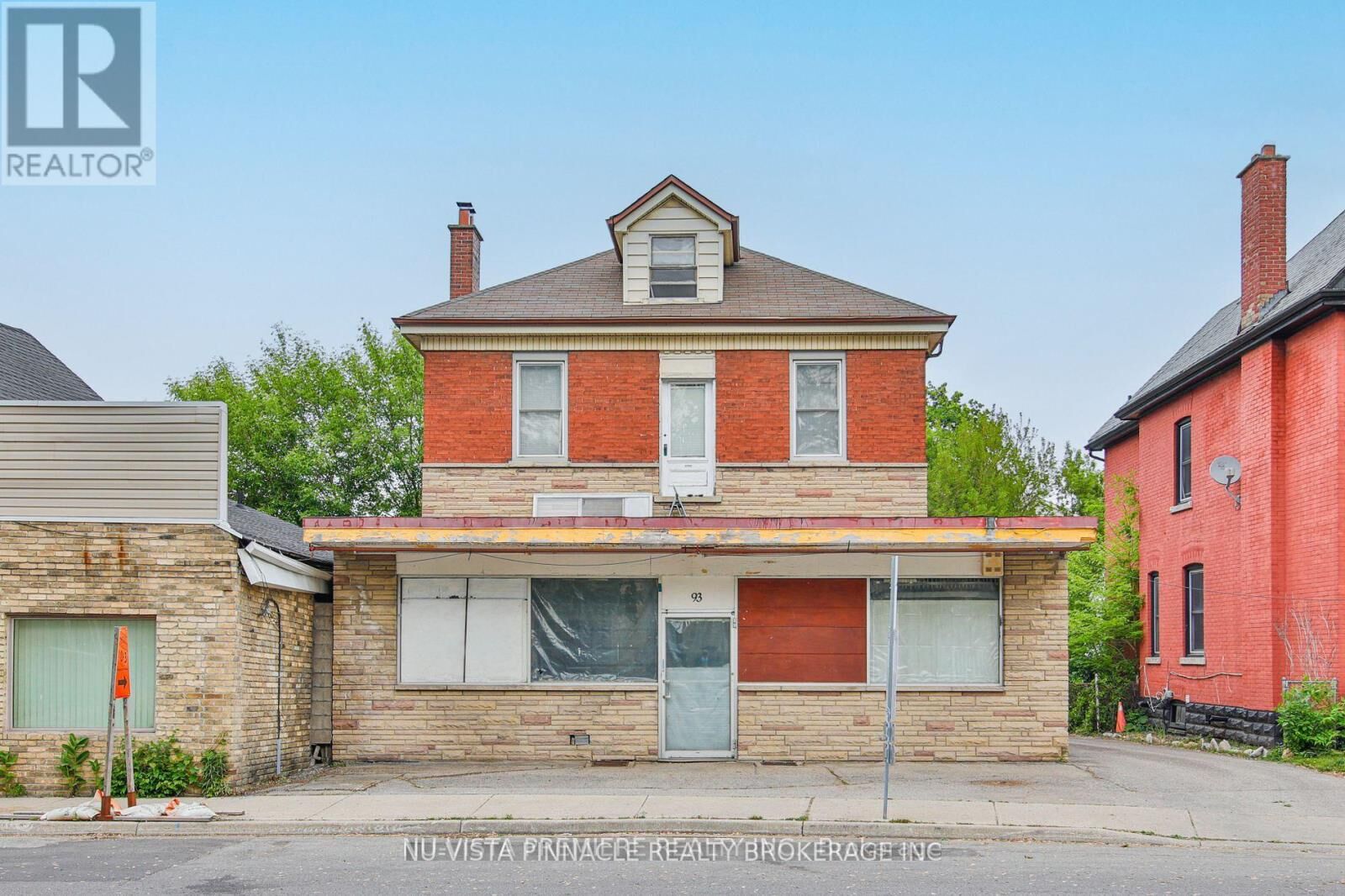 Property Photo:  93 Stanley Street  ON N6C 1B3 