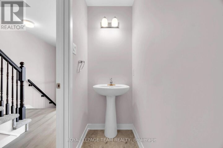 Property Photo: 810 Parnian Private ON K2J 7K6
