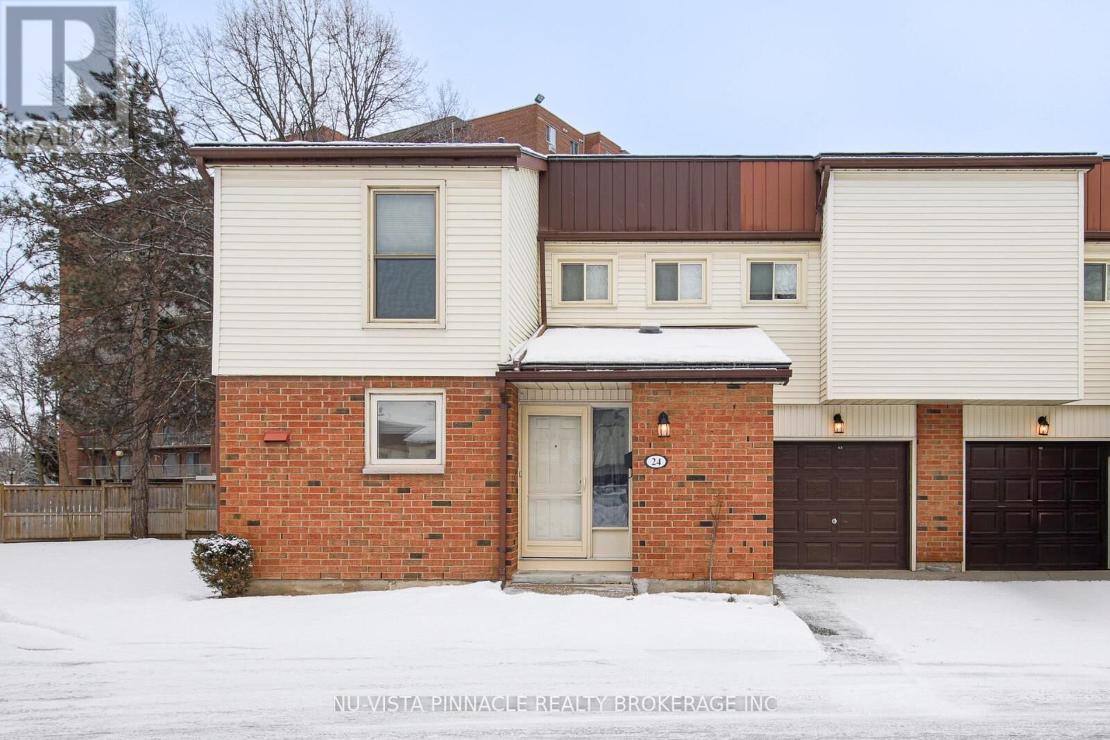 Property Photo:  770 Fanshawe Park Road 24  ON N5X 4M4 