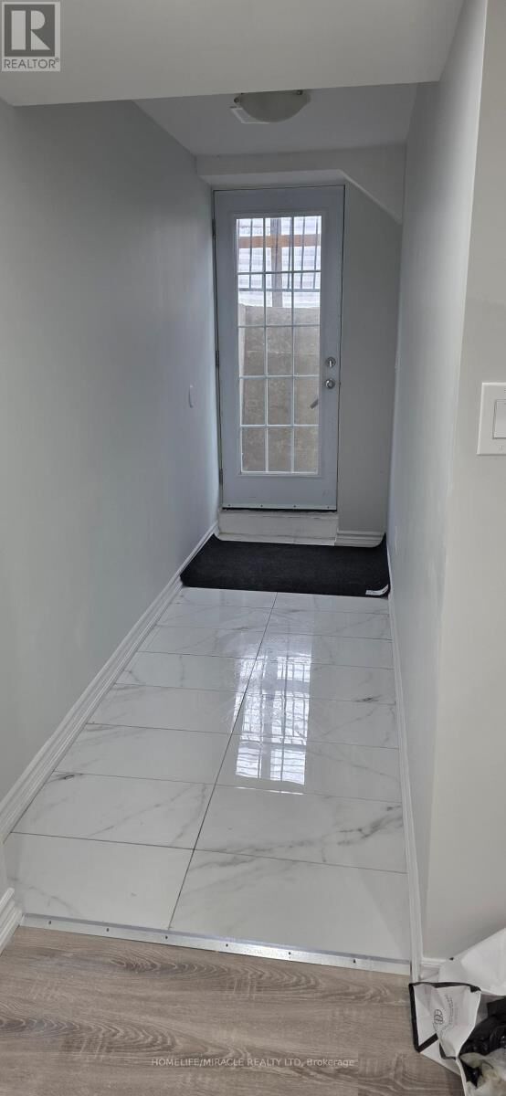 Property Photo:  163 Seasons Drive  ON M1X 2E2 