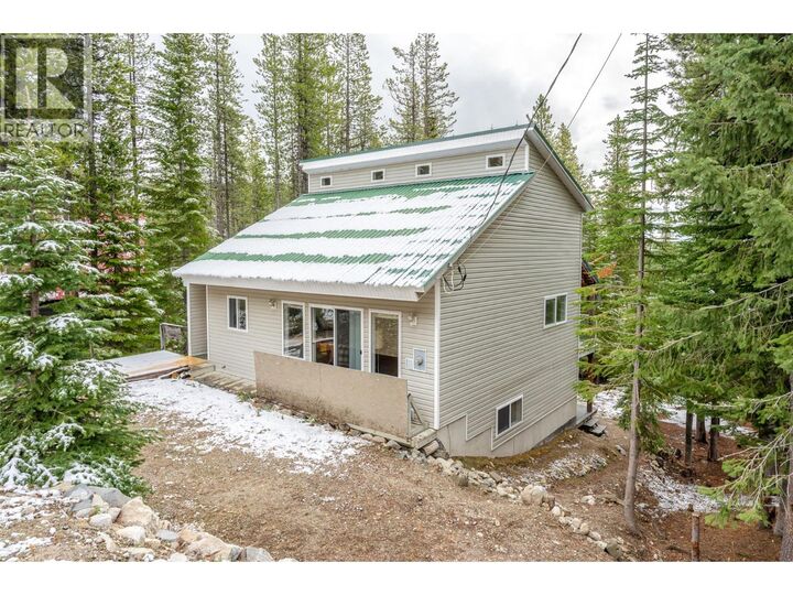 Property Photo:  270 Cougar Road  BC V0H 1T8 