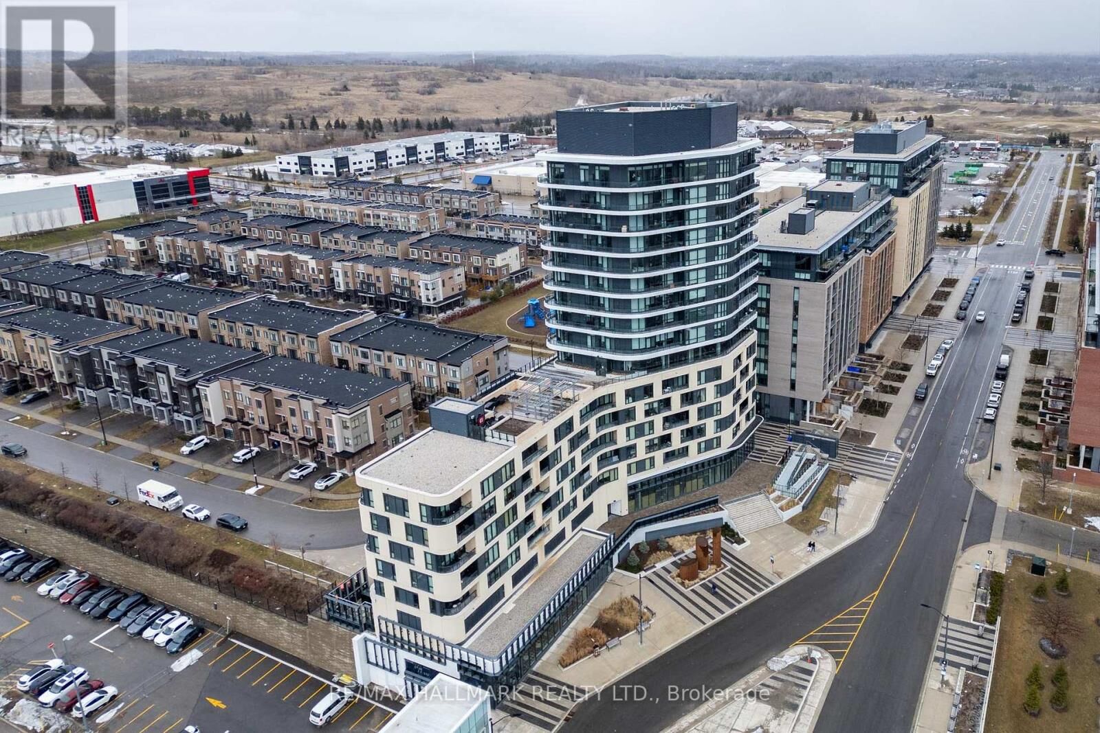 Property Photo:  120 Eagle Rock Way 1506  ON L6A 5C2 