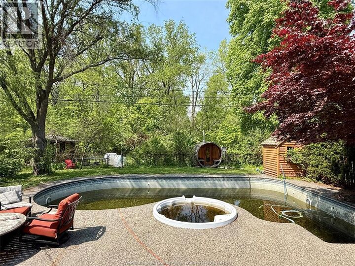 Property Photo:  2240 Bondy Avenue  ON N9H 1J2 