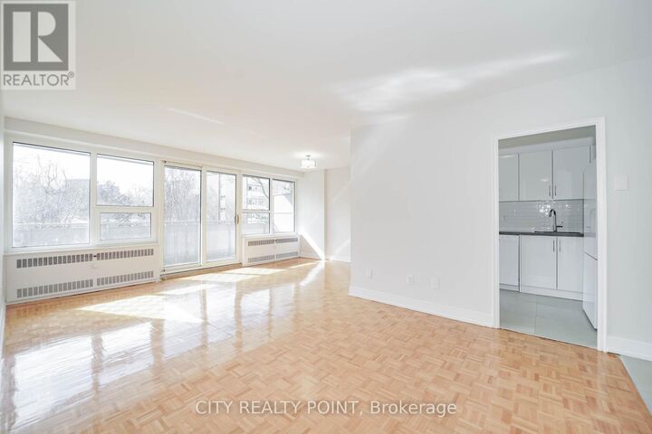 Property Photo: 10 Shallmar Boulevard 509 ON M5N 1J4