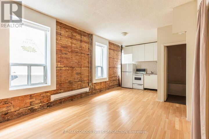Property Photo:  225 Gladstone Avenue 204  ON M6J 3L5 