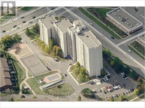 Property Photo: 2900 Battleford Road 706 ON L5N 2V9