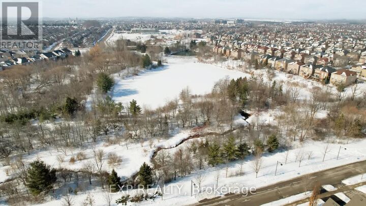 Property Photo:  71 Golden Meadow Drive  ON L6E 1E9 