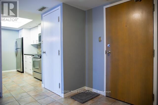 Property Photo:  1001 Bay Street 3008  ON M5S 3A6 