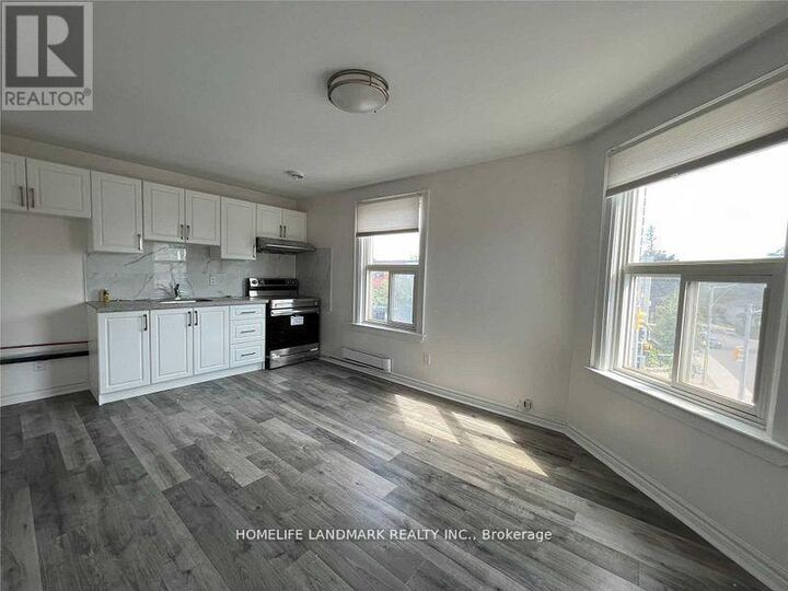 Property Photo:  2398 Bloor Street West Apt 3  ON M6S 1P5 