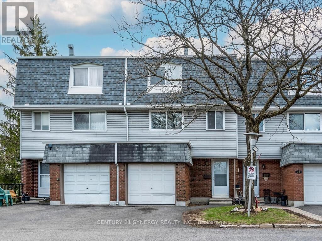 Property Photo:  2669 Southvale Crescent 34  ON K1B 4V2 
