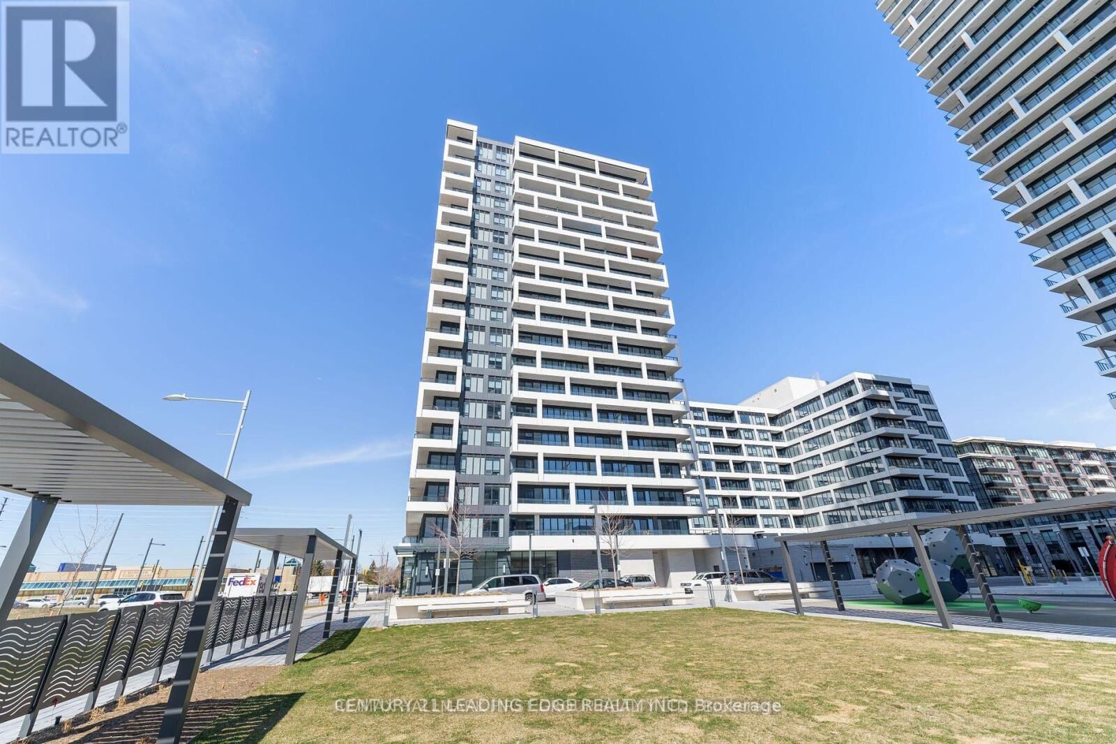 Property Photo: 38 Water Walk Drive 103 ON L3R 6M8
