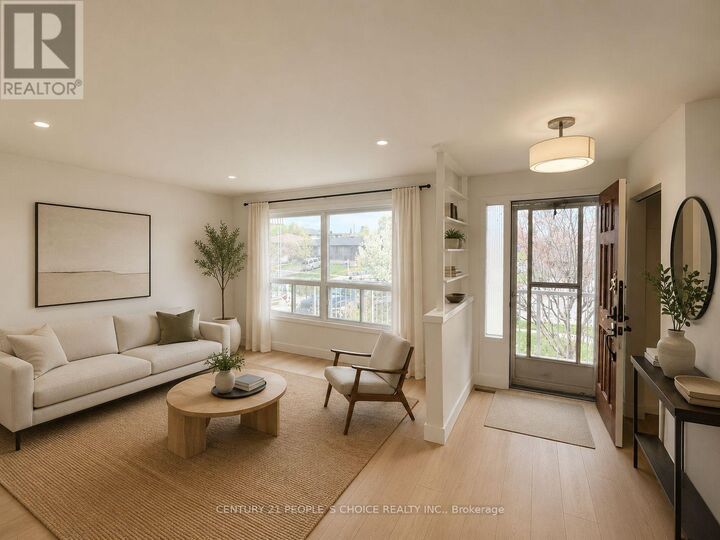 Property Photo:  29 Dellbrook Crescent  ON M9L 1E3 