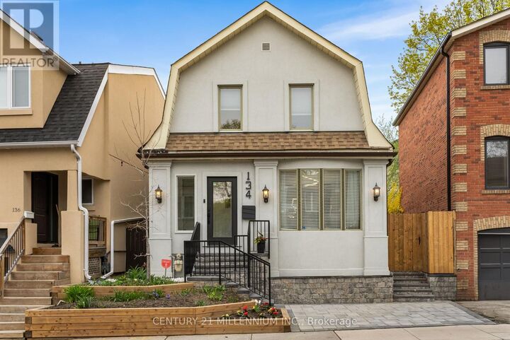 Property Photo: 134 Helendale Avenue ON M4R 1C7