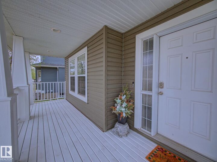 Property Photo:  120 Westwood Lane  AB T8L 4N8 
