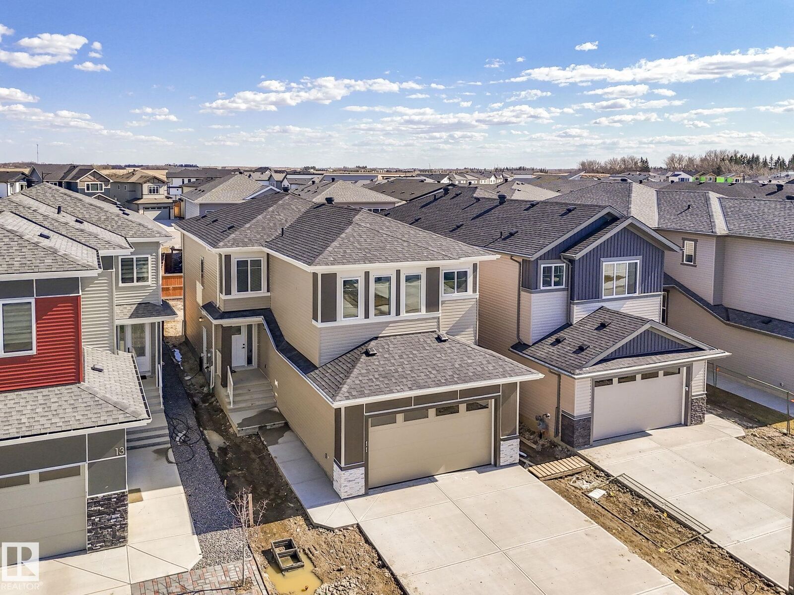 Property Photo:  11 Dalquist Bay  AB T9E 1N7 