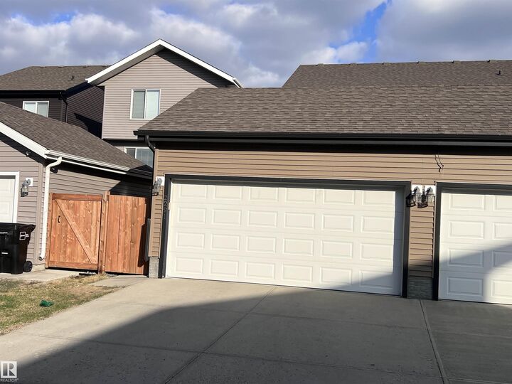 Property Photo:  2291 Price Lane SW  AB T6W 3W2 
