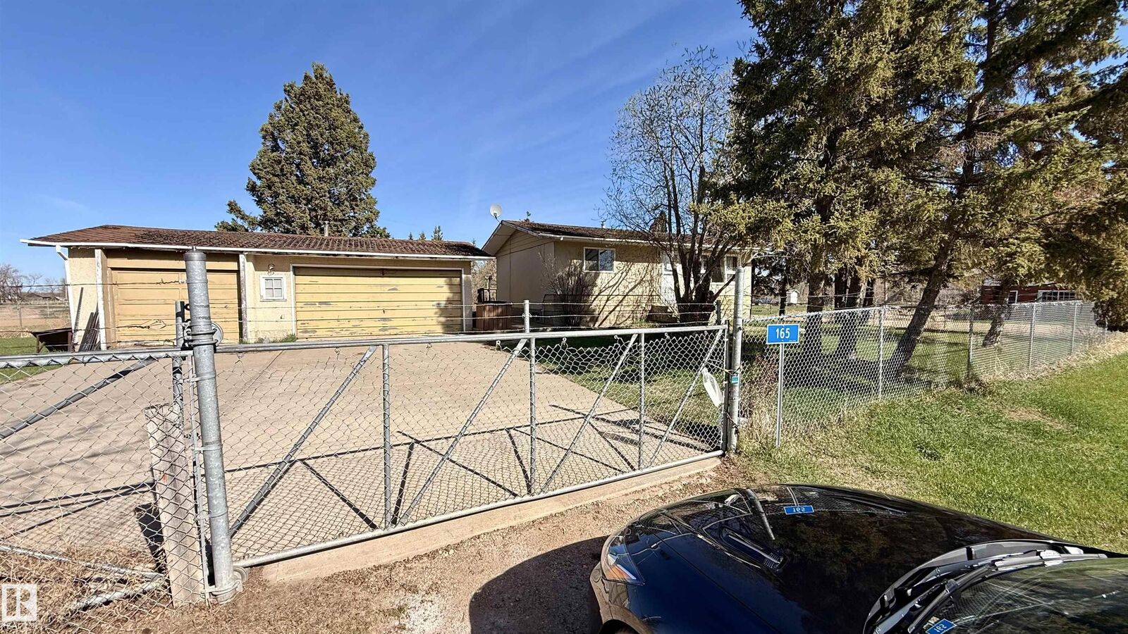 Property Photo:  540073 175  AB T0B 2B0 