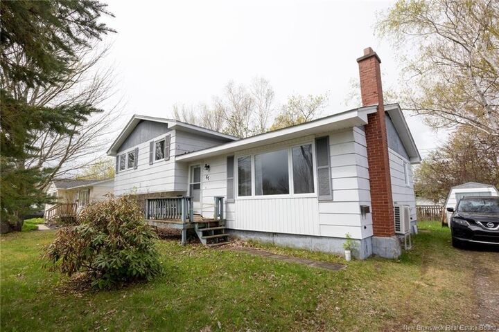 Property Photo:  61 Bates Street  NB E3A 5B7 