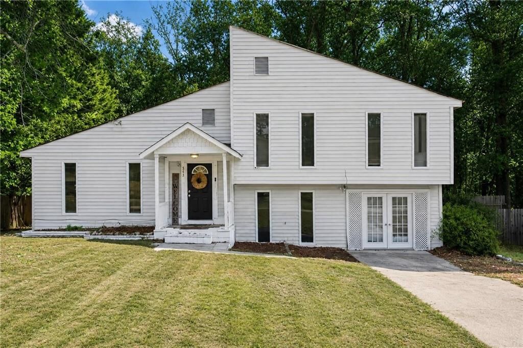 Property Photo:  843 Ray Drive NW  GA 30012 
