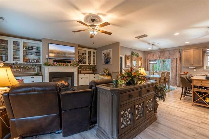 Property Photo:  607 Satsuma Court  GA 30536 