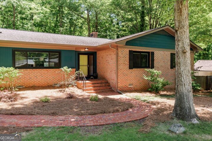 Property Photo: 145 Pendleton Drive GA 30606