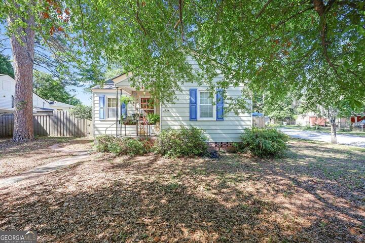 Property Photo:  2224 E 38th Street  GA 31404 