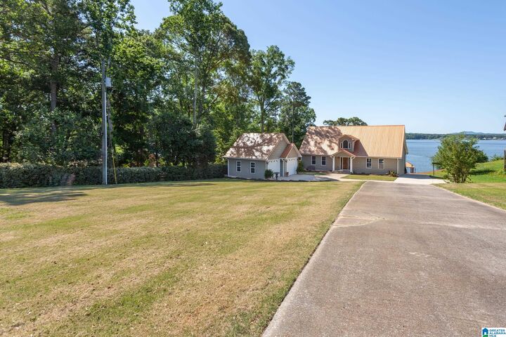 Property Photo:  190 Albert Road  AL 36203 