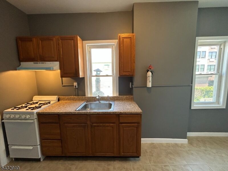 Property Photo:  286 Nagle St 3  NJ 07010 